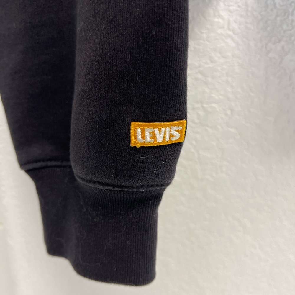 Levi’s Cropped Black Hoodie - Picture 3 of 4